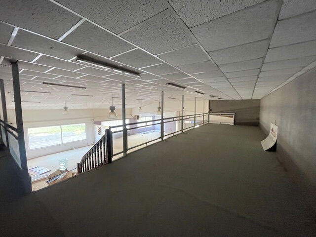 Local commercial - 1 000 m²