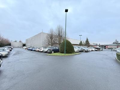 Local d'activités - 12 000 m²
