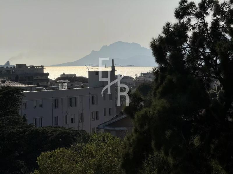 Appartement - 106 m² - 3 pièces