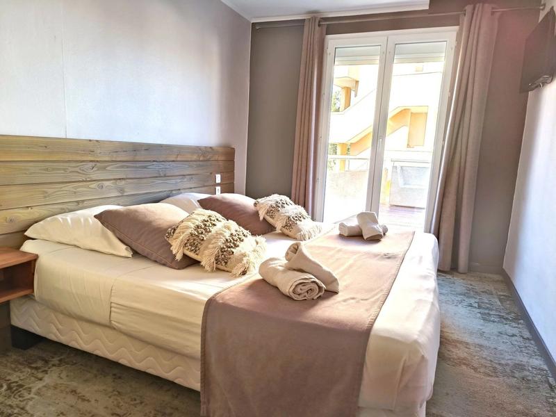 Magasins - 15 pièces