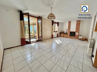 Maison - 96 m² - 4 pièces