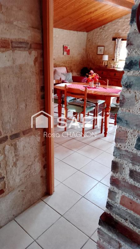 Maison - 300 m² - 12 pièces