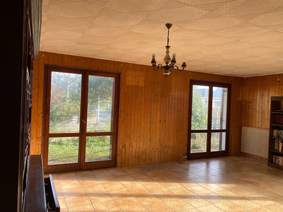 Maison - 93 m² - 5 pièces