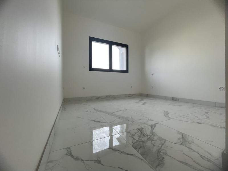 Maison - 111 m² - 4 pièces