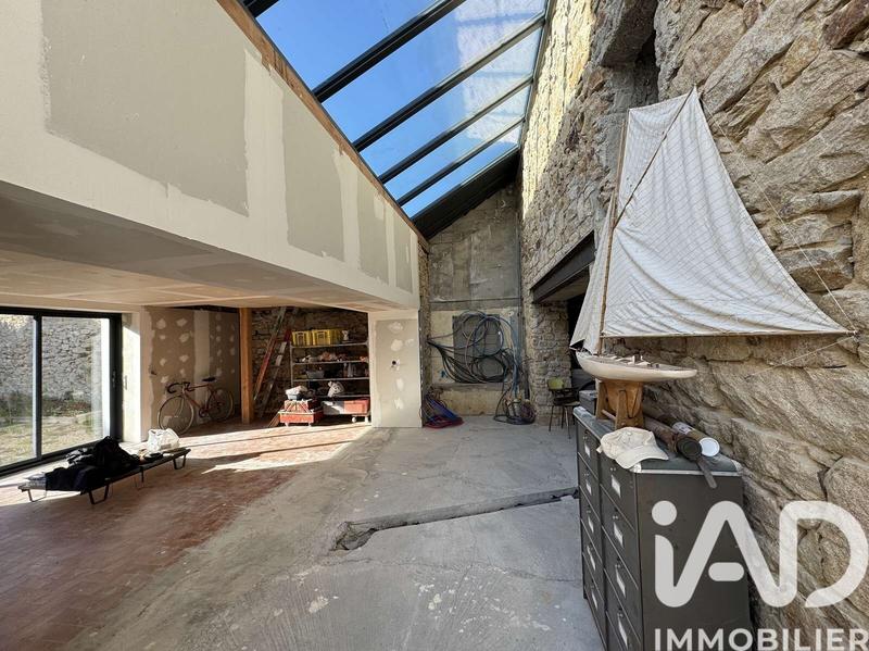 Maison - 200 m² - 6 pièces