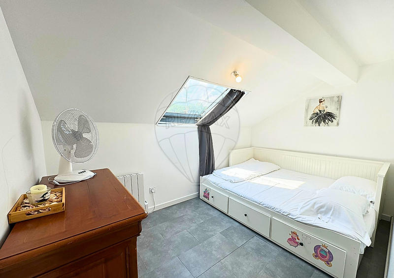 Appartement - 129 m² - 7 pièces