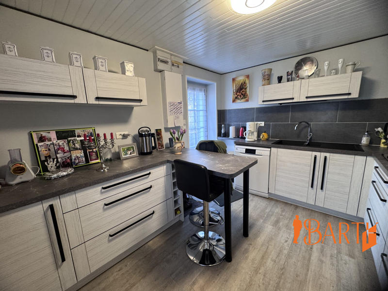 Maison - 104 m² - 5 pièces