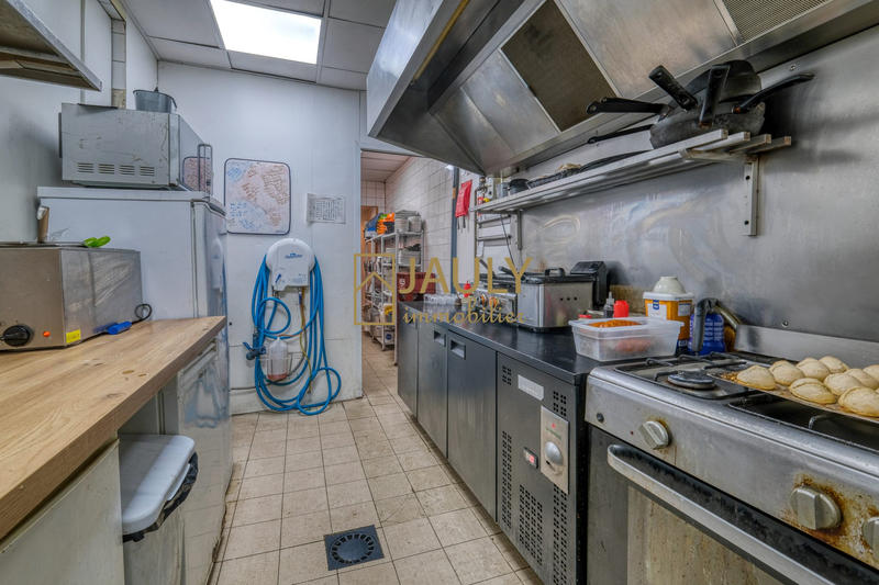 Fonds de commerce - 124 m²