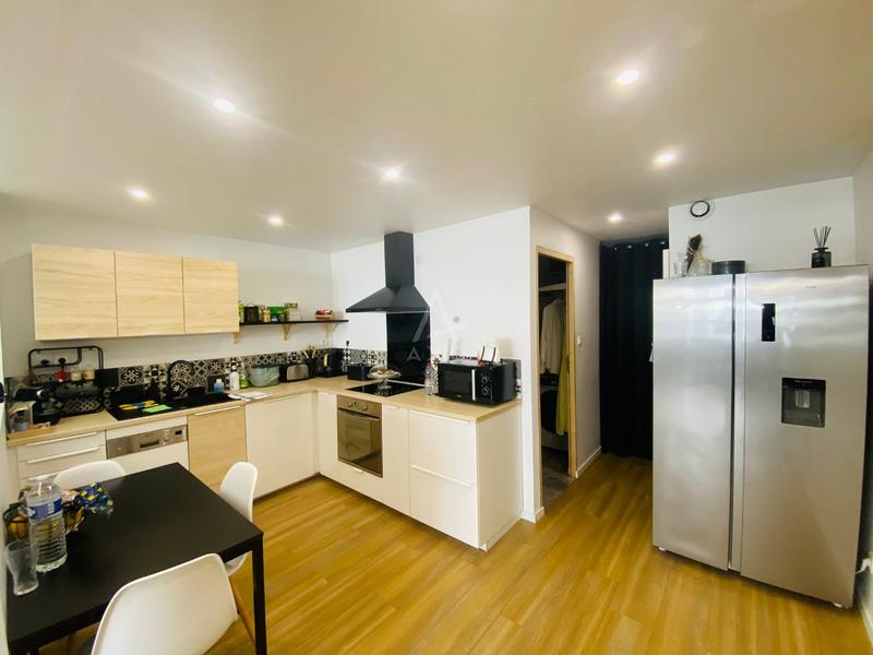 Maison - 90 m² - 3 pièces