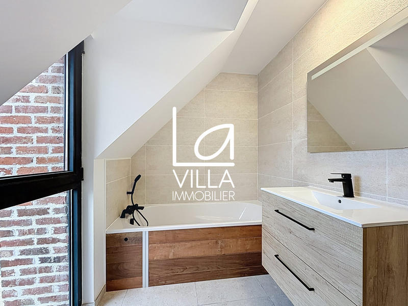 Maison - 105 m² - 5 pièces