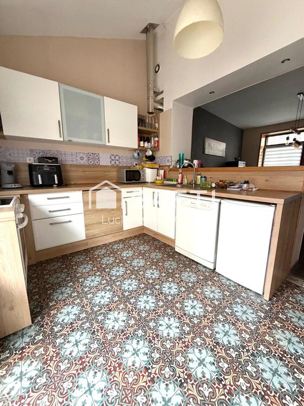 Maison - 95 m² - 4 pièces