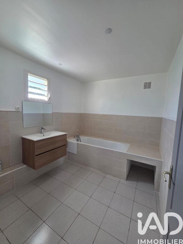 Maison - 96 m² - 4 pièces