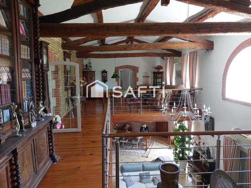 Villa - 634 m² - 21 pièces