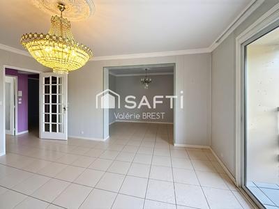 Appartement - 86 m² - 4 pièces