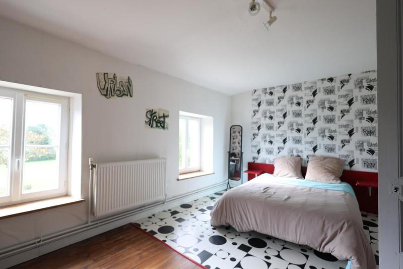 Maison - 260 m² - 8 pièces