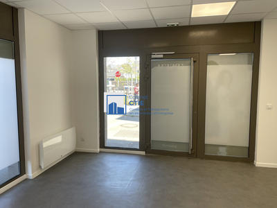 Local commercial - 54 m²