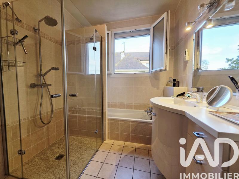 Maison - 117 m² - 6 pièces