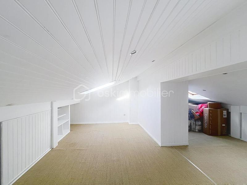 Maison - 102 m² - 6 pièces