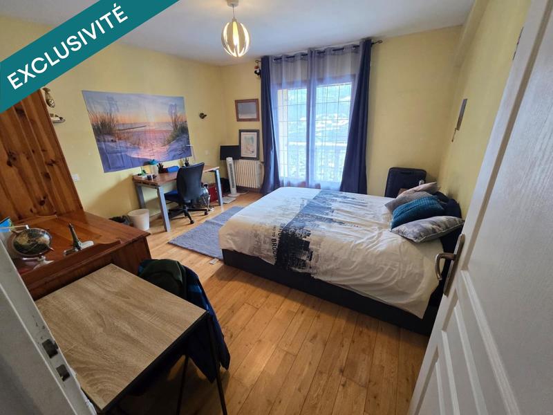 Villa - 226 m² - 7 pièces