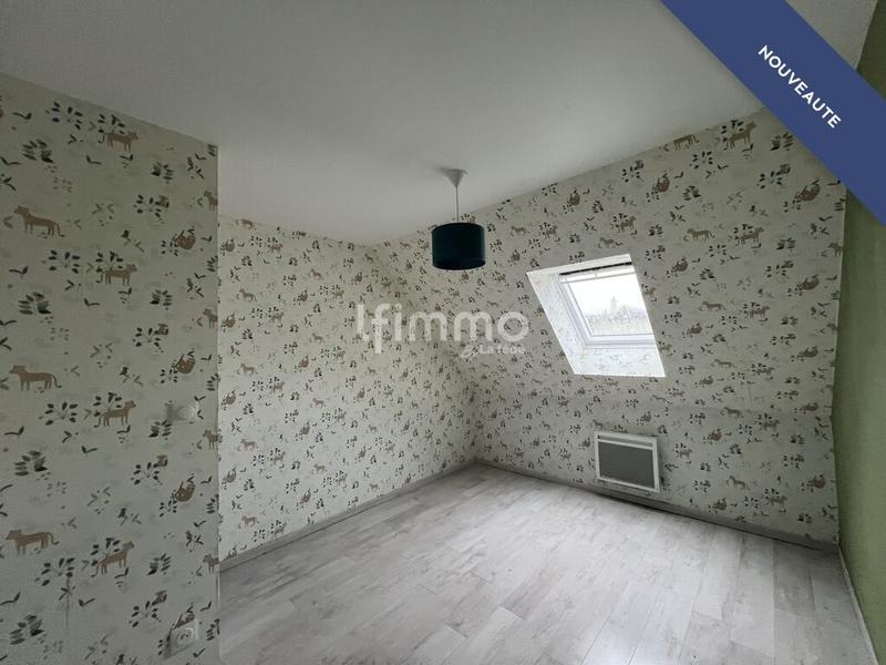 Maison - 90 m² - 5 pièces