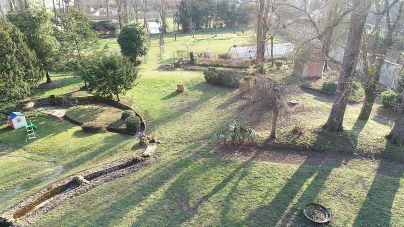 Demeure - 750 m² - 25 pièces