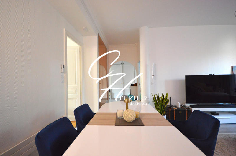 Appartement - 83 m² - 3 pièces