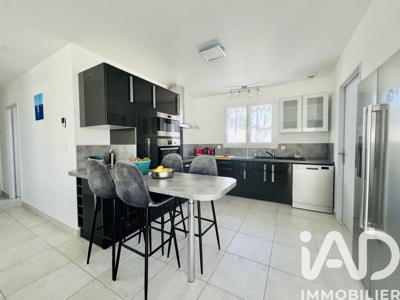 Maison - 95 m² - 4 pièces