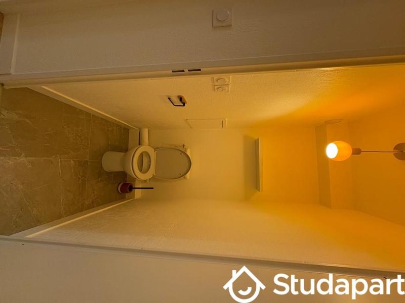 Chambre - 12 m² - 1 pièce