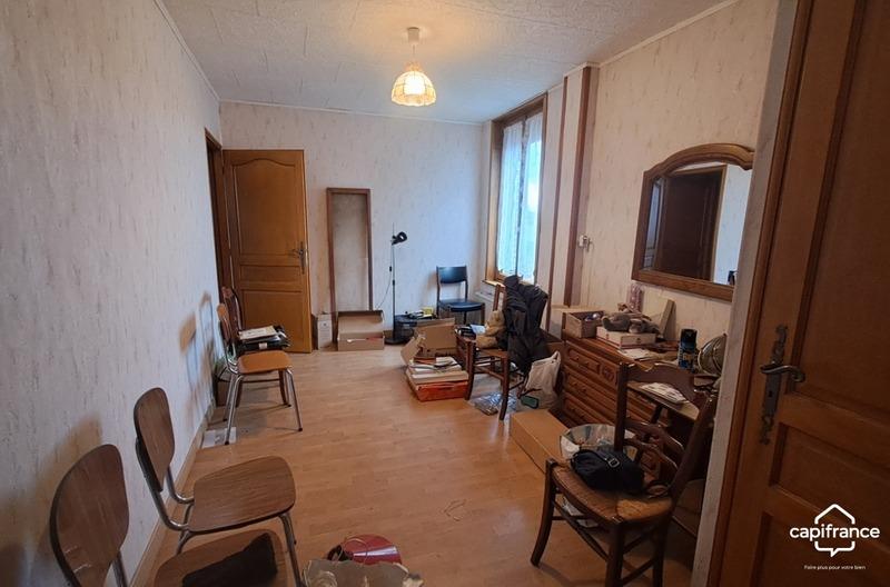 Maison - 200 m² - 7 pièces