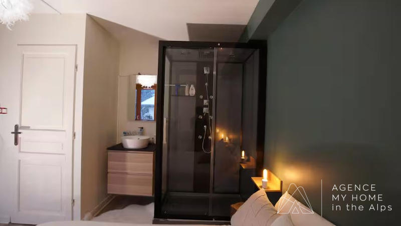 Appartement - 90 m² - 5 pièces