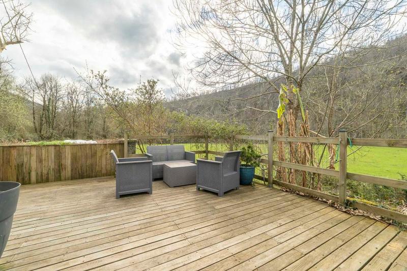 Maison - 104 m² - 4 pièces