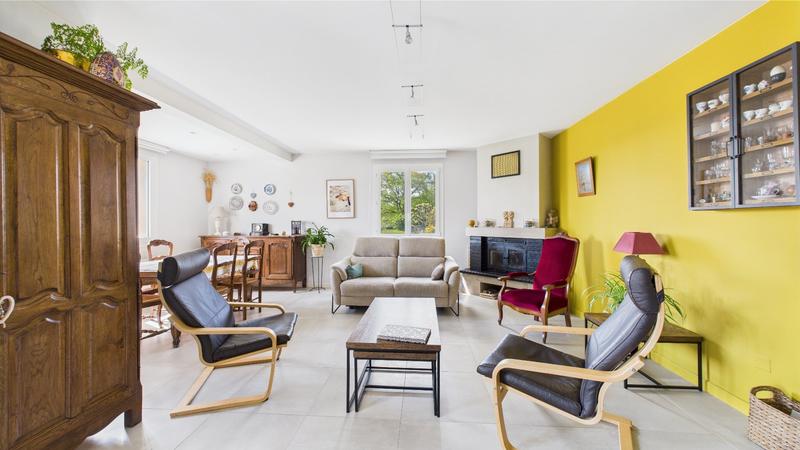 Maison - 200 m² - 6 pièces