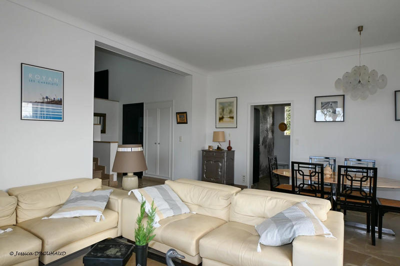 Maison - 130 m² - 5 pièces