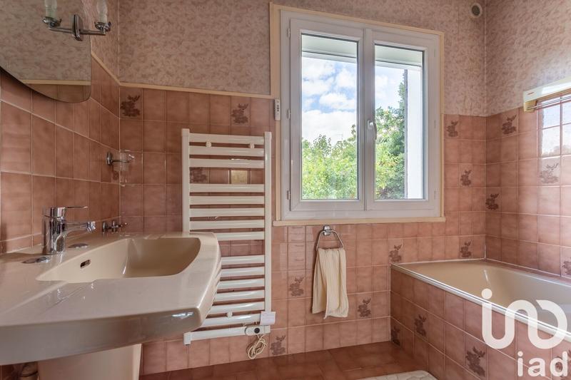 Maison - 121 m² - 6 pièces