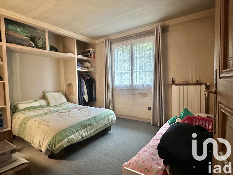 Maison - 210 m² - 8 pièces