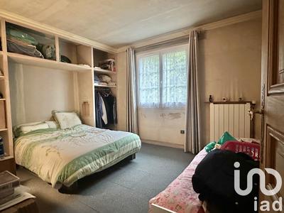 Maison - 210 m² - 8 pièces