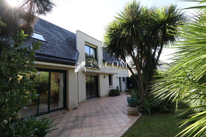 Maison - 174 m² - 6 pièces