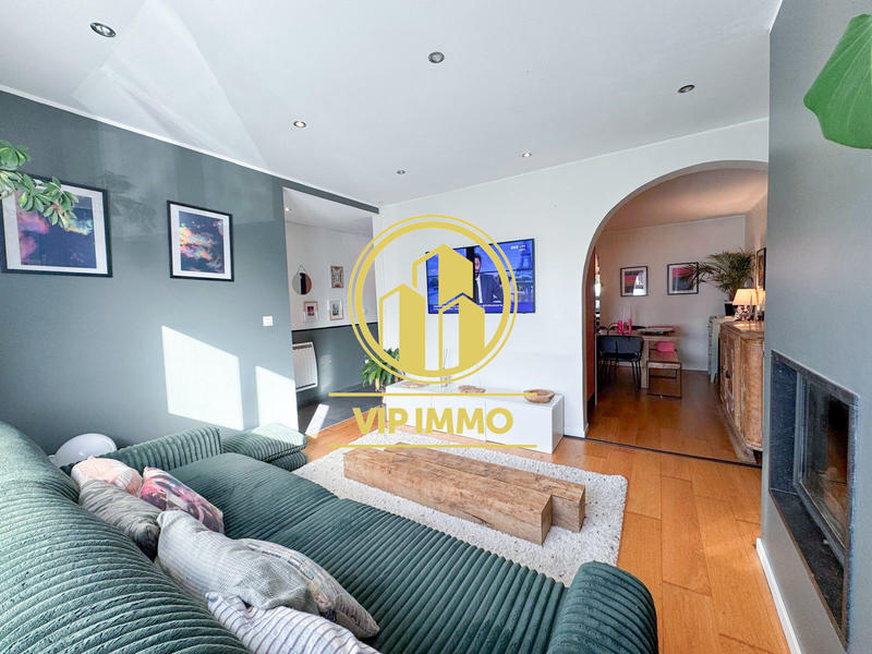 Maison - 111 m² - 5 pièces