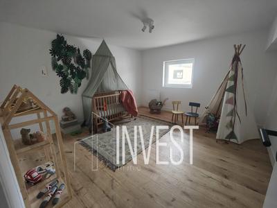 Loft - 130 m² - 5 pièces