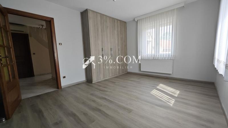 Maison - 193 m² - 7 pièces