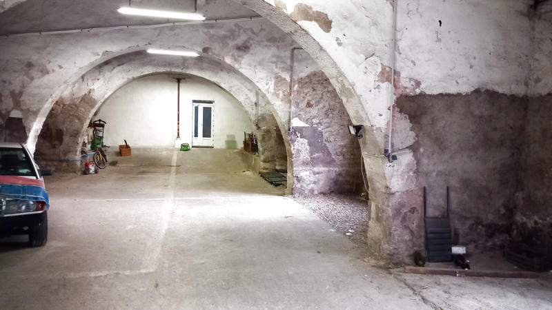 Local d'activités - 300 m²