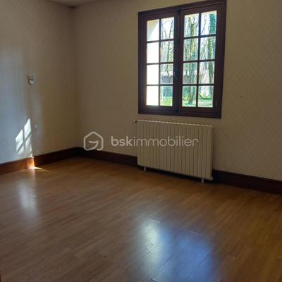 Maison - 130 m² - 4 pièces