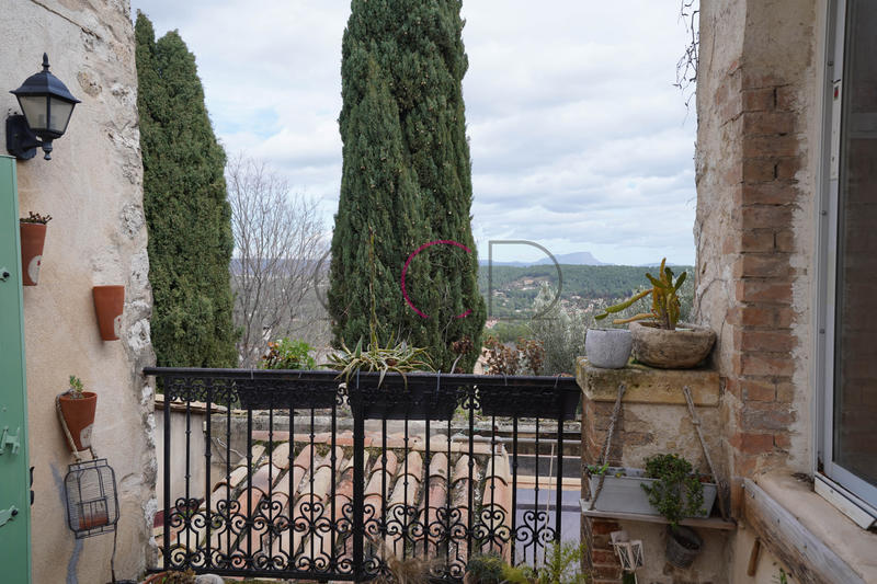 Maison de village - 105 m² - 5 pièces