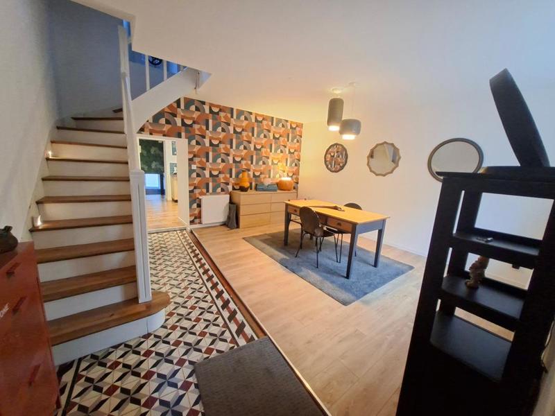 Maison - 90 m² - 3 pièces