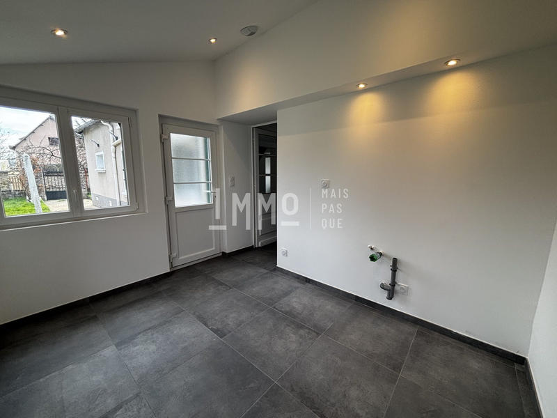 Maison - 95 m² - 6 pièces