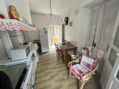 Appartement - 96 m² - 5 pièces