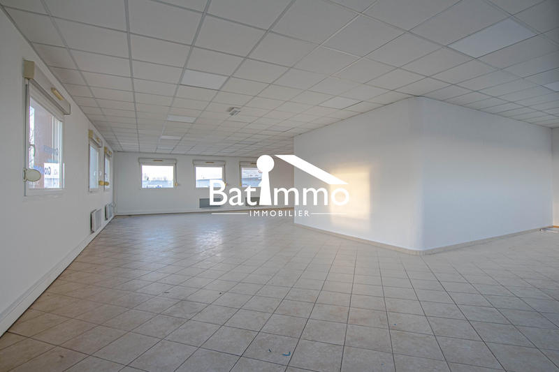 Local d'activités - 680 m²