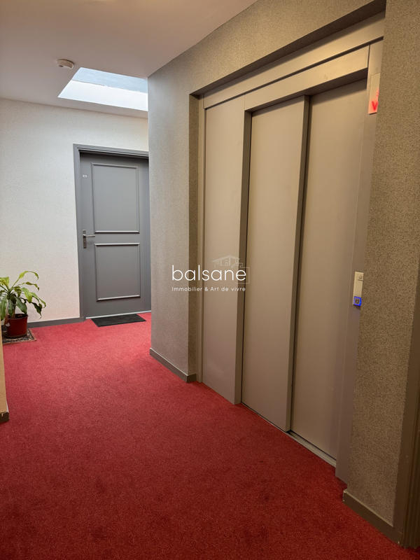 Appartement - 85 m² - 4 pièces