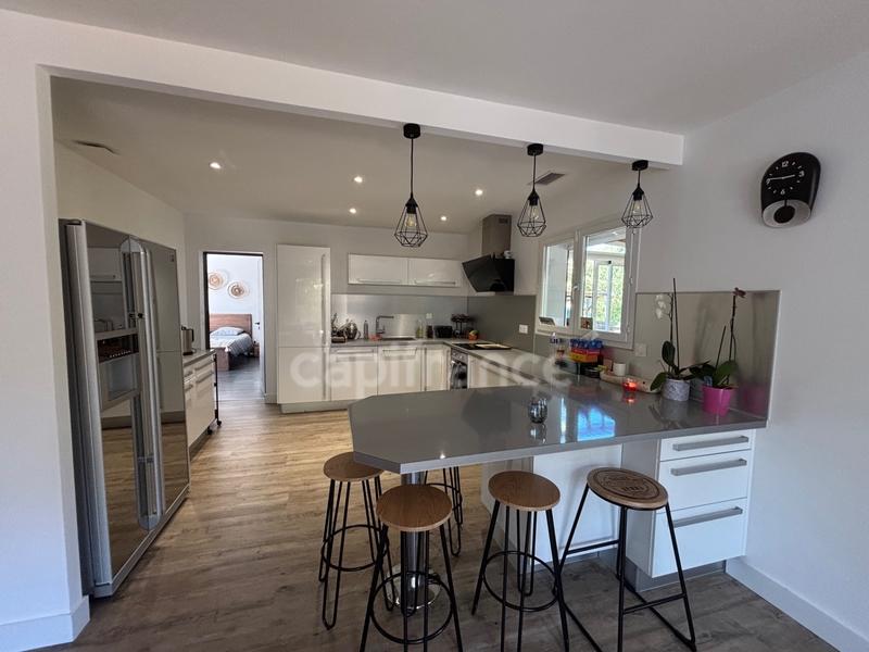 Maison - 160 m² - 5 pièces