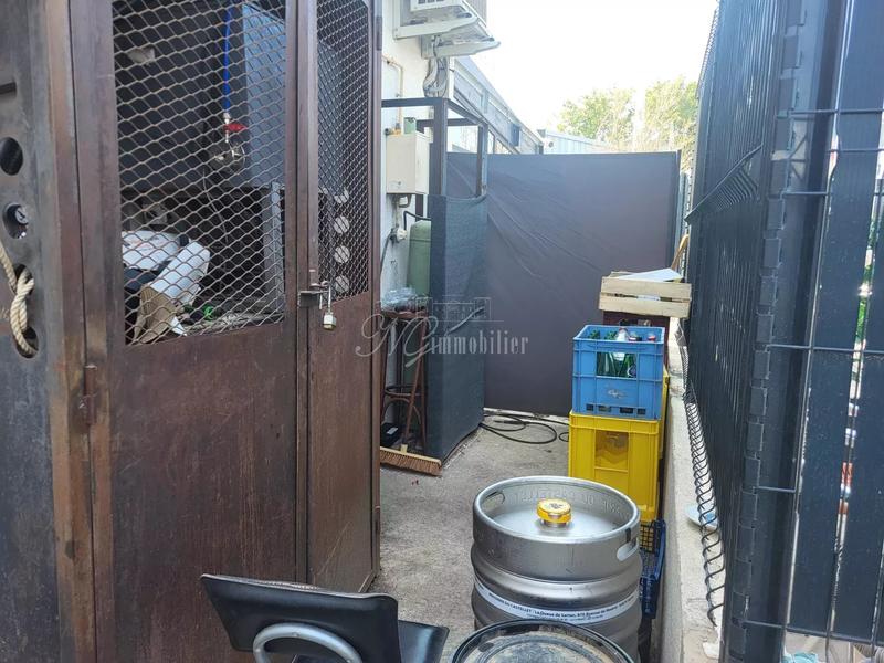 Fonds de commerce - 75 m²